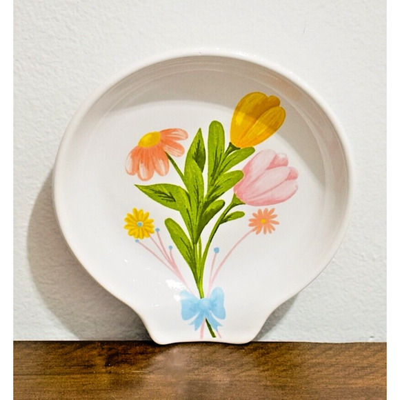 NWT: Celebrate It - Easter/ Spring Flower, Ivory, Ceramic Spoon Rest - Picture 1 of 4